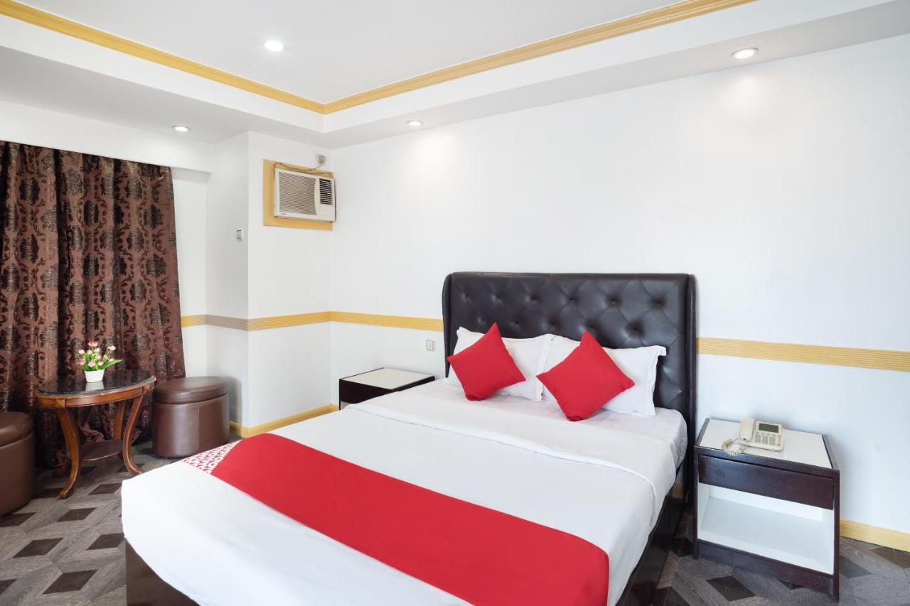 Oyo 138 White Palace Hotel Manila Zewnętrze zdjęcie