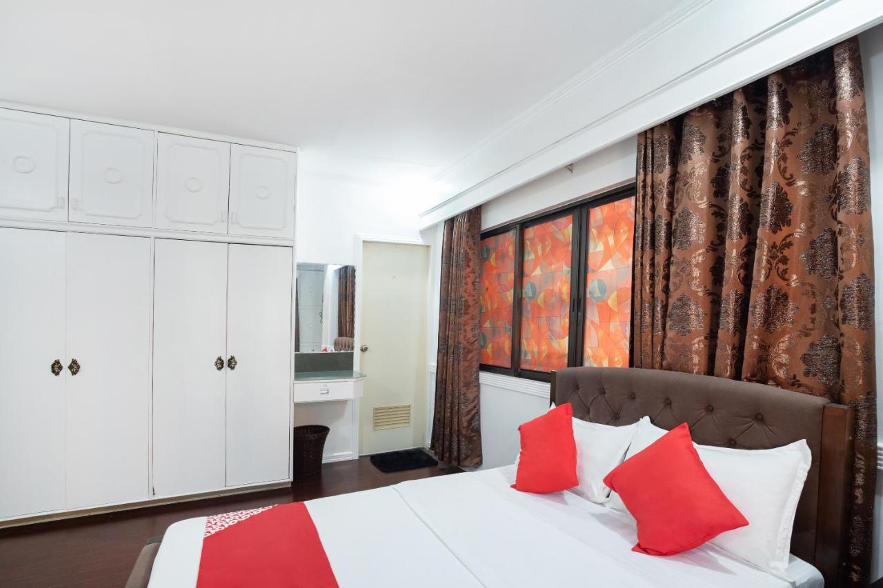 Oyo 138 White Palace Hotel Manila Zewnętrze zdjęcie